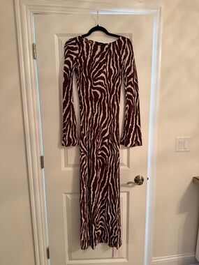 Réalisation Par Gia Dress in Animal